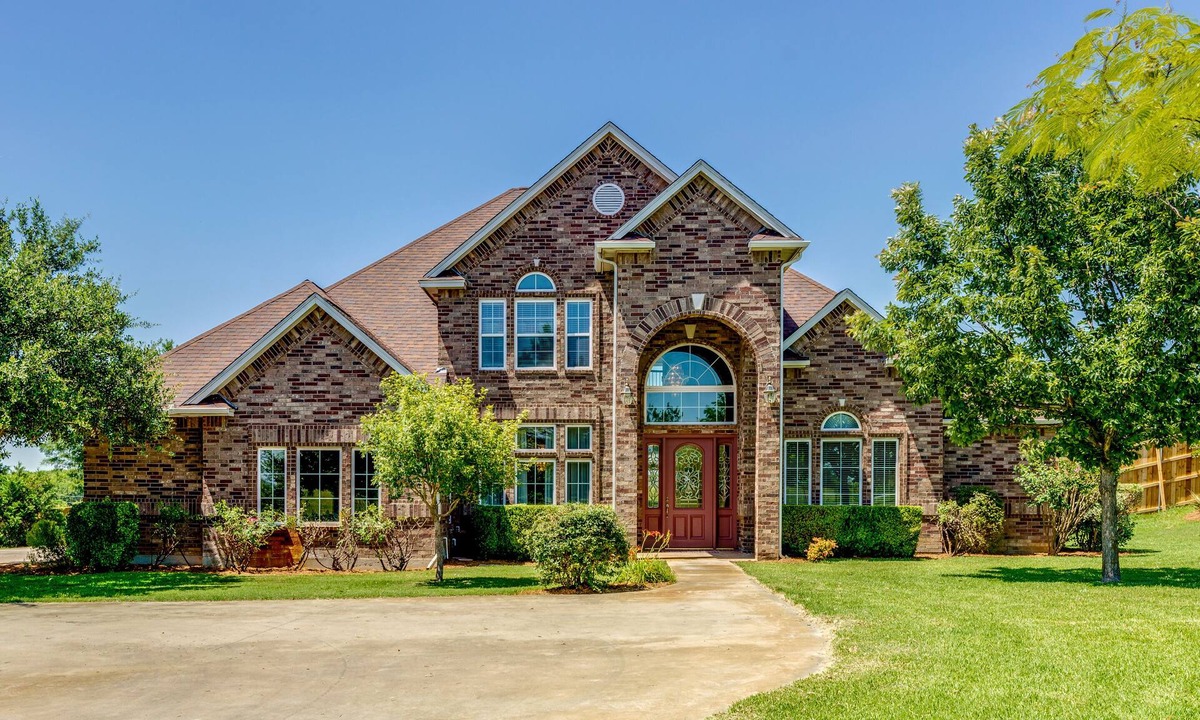 Fort Worth House | Tiara Mansion 8Bdrm 5 Bth 5 acre