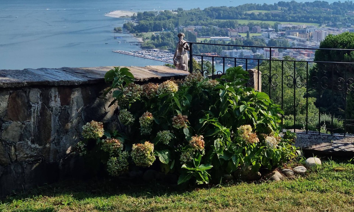 Brione sopra Minusio House | Ticino rustico with panoramic views in a top location