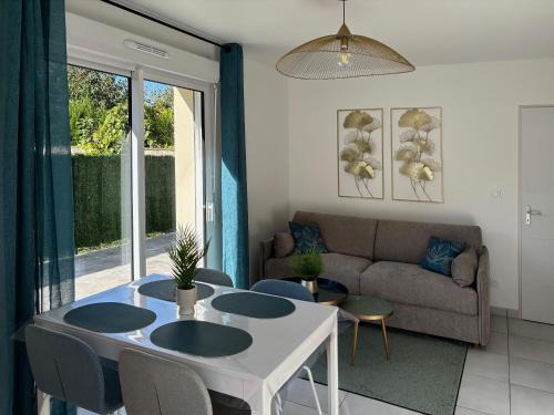Isles-les-Villenoy House | Ticya Lodge - Maison calme, neuve, proche de Disneyland Paris, parking privé