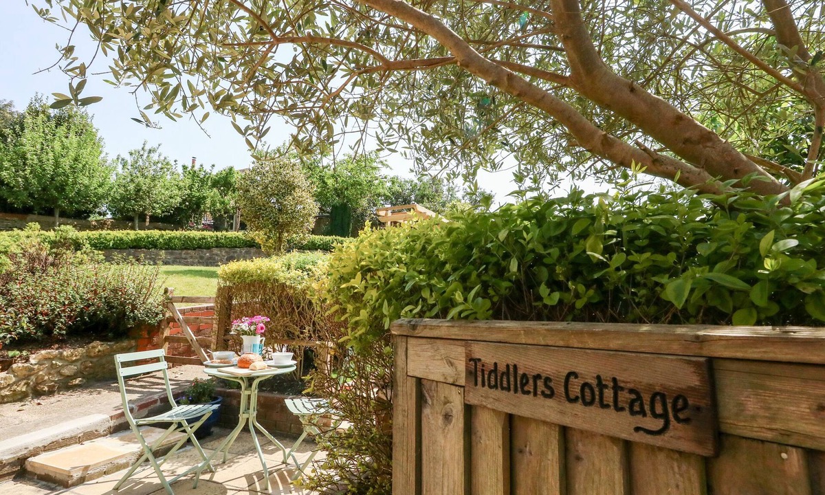 West Compton Cottage | Tiddlers Cottage