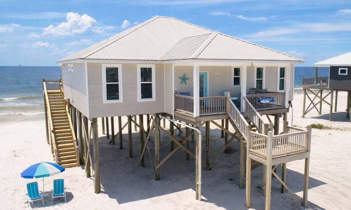 Dauphin Island House | Tide Therapy | Great dates available this summer. Gulf Front