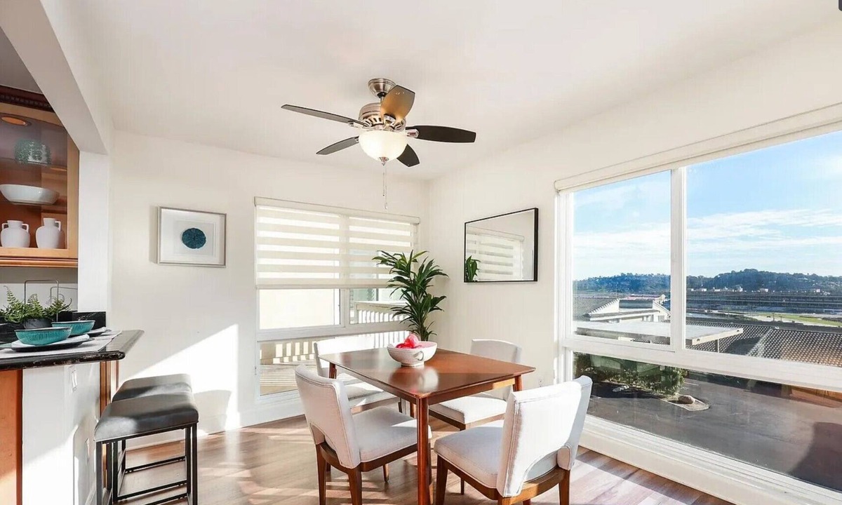 Solana Beach Condo | Tide & Turf - Racetrack, Ocean Views from this Fabulous Condo