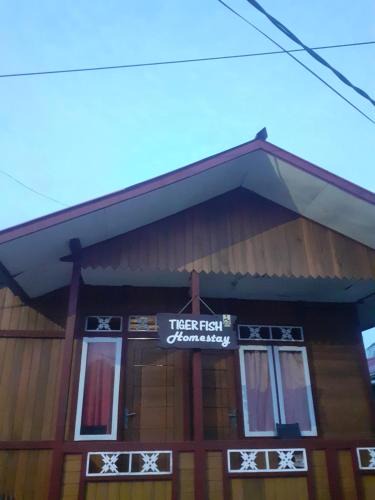 Bunaken House | Tiger fish homestay