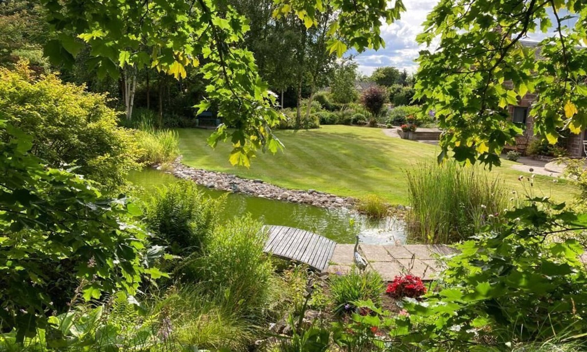 Alyth House | Tigh Na Leigh