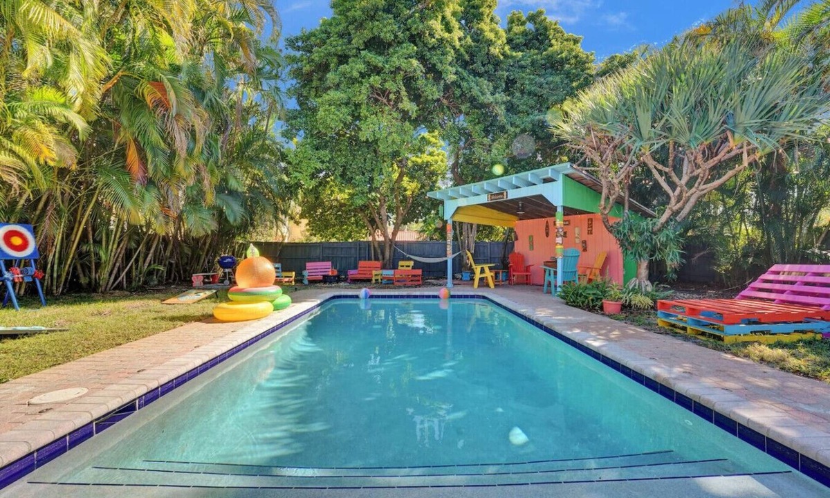 Lake Ridge House | Tiki Lounge + Pool | 5 min to Beach & Las Olas