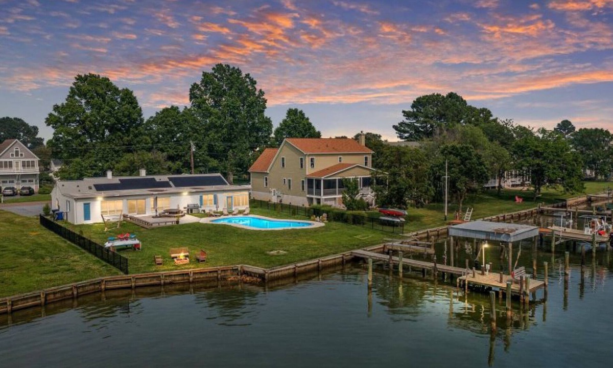 Tilghman House | Tilghman | Pool | Private Dock | Pet Friendly