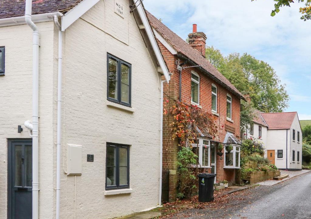 Edington House | Tilly's Cottage