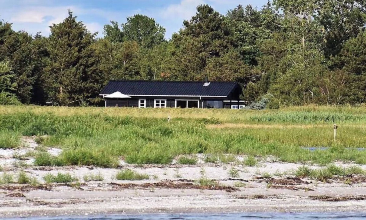 Hoensinge House | Timber cabin with guest house near Dragsholm