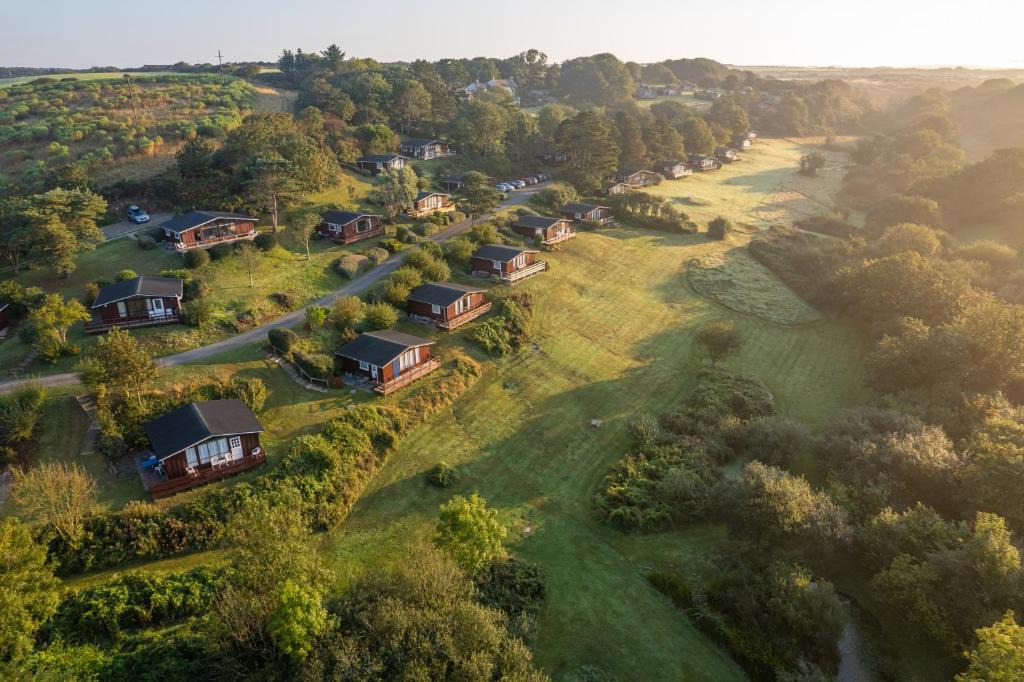 St Brides House | Timber Hill Self Catering Cedar Lodges