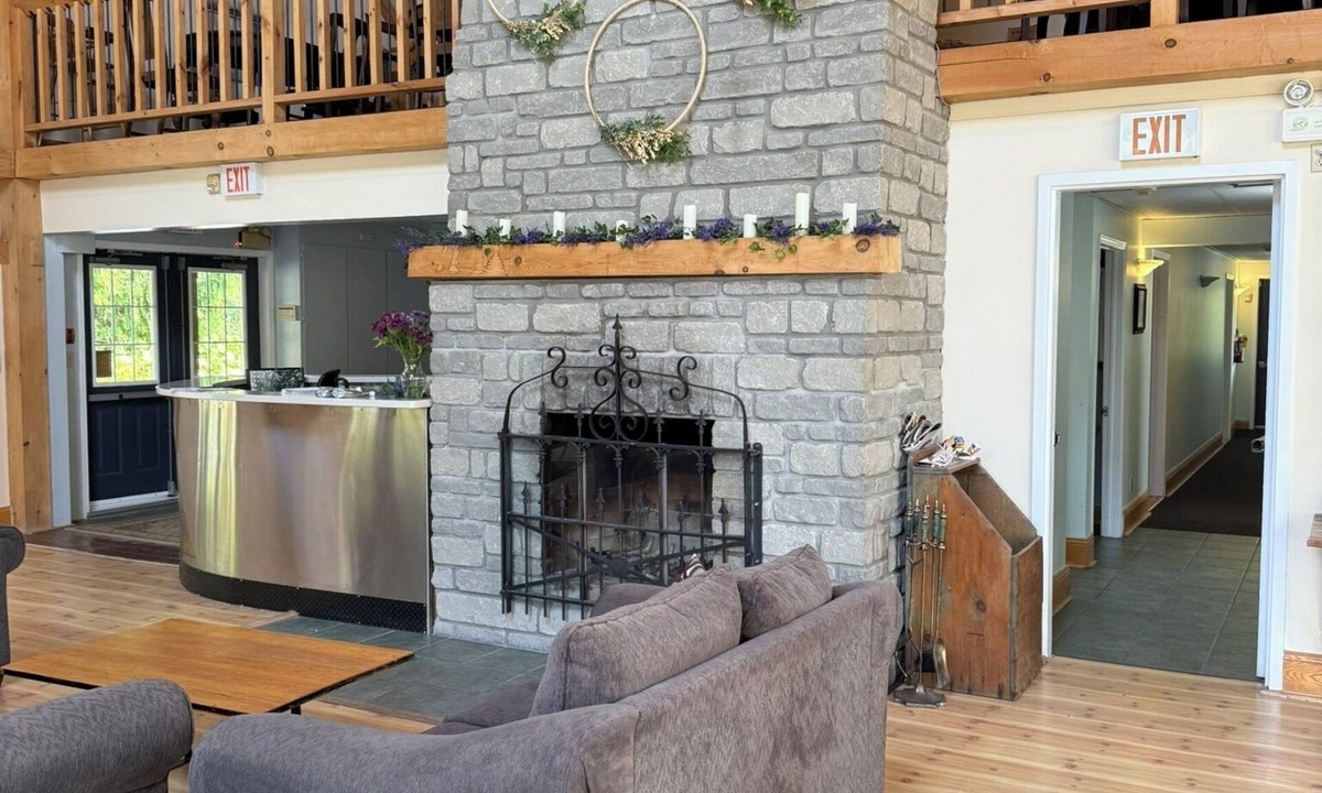 Brighton Bed & Breakfast | Timber House Resort