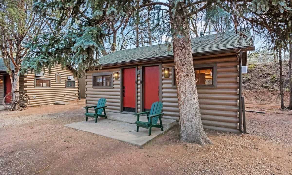 Colorado Springs Cabin | Timber Lodge Cabin #11
