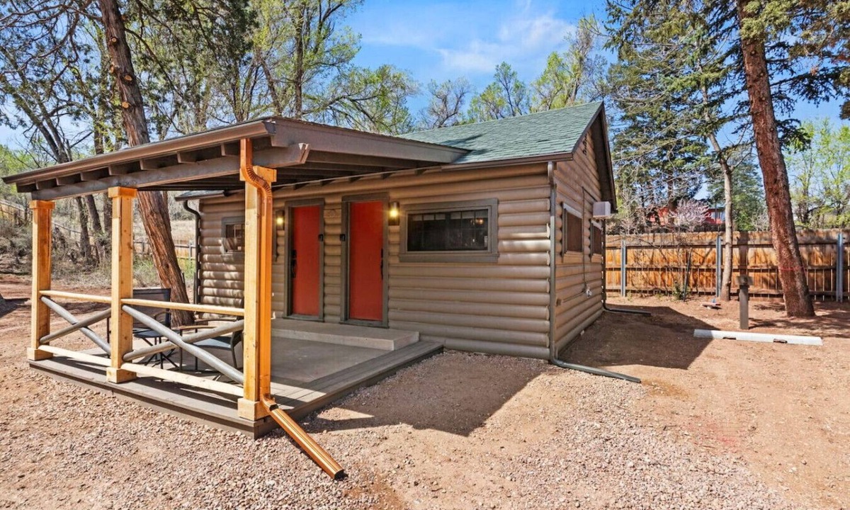 Colorado Springs Cabin | Timber Lodge Cabin #2