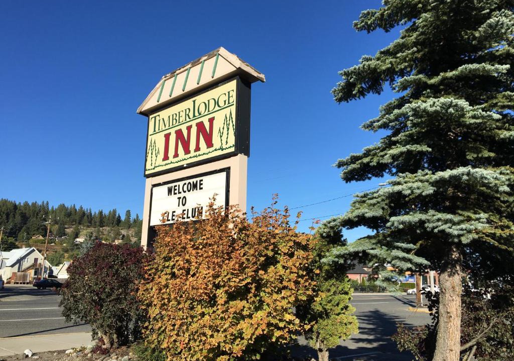 Cle Elum Hotel | Timber Lodge Inn