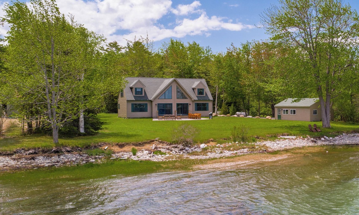 Lamoine Beach House | Timber Point – Secluded Waterfront Oasis