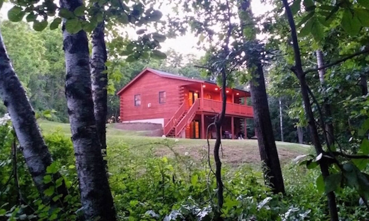 Harpers Ferry Cabin | Timber Ridge Hideaway
