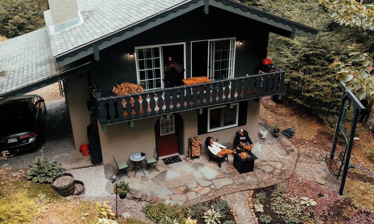 Jackson Ski Chalet | Timberhaus - Private 2br Chalet - Charming Clean Comfortable