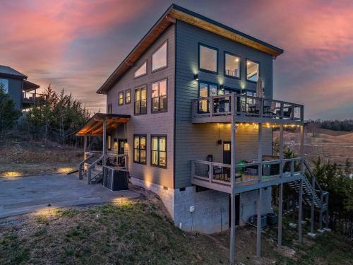 Sevierville House | Timberlake Retreat Villa - Built 2024
