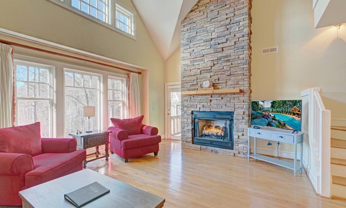 Foscoe Condo | Timbers O-4- Mtn Condo, Gated Resort, Indoor/Outdoor Pools & Hot Tub, Two Levels