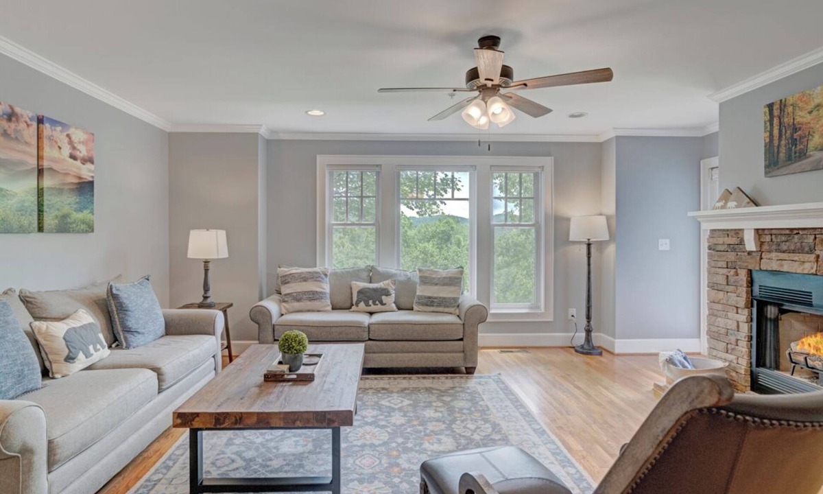 Foscoe Condo | Timbers P-2- Mtn Condo, Gated Resort, Indoor/Outdoor Pools & Hot Tub, Two Levels