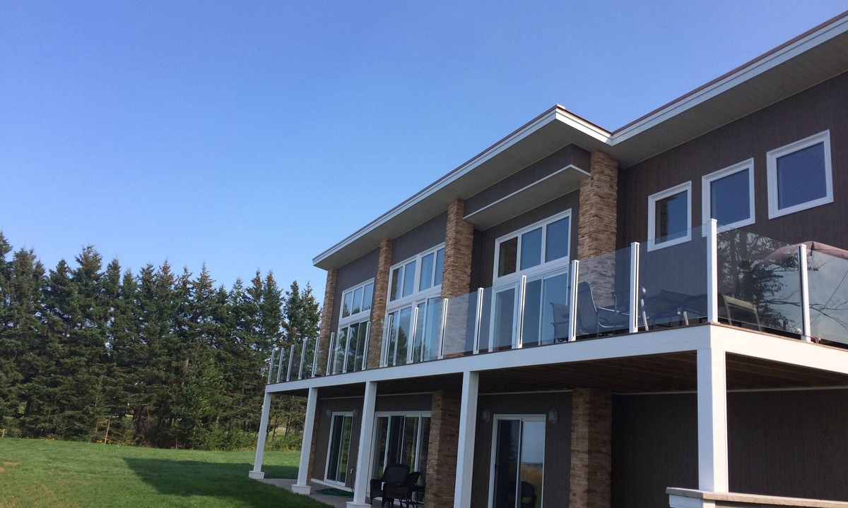 Oyster Bed House | Time to relax, kick back and enjoy!