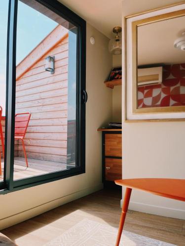 Saint-Just-Saint-Rambert Villa | Time Travel