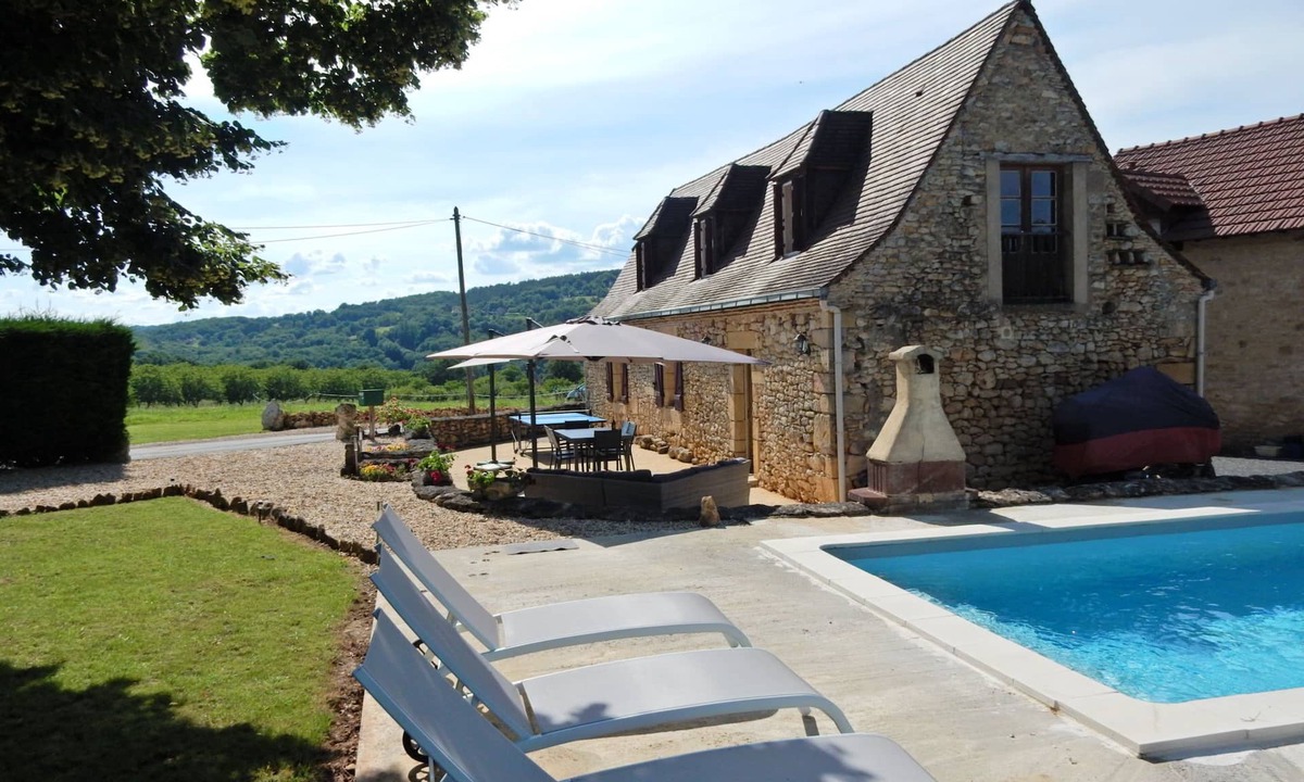 Saint-Leon-sur-Vezere House | Timeless Charm in Périgord