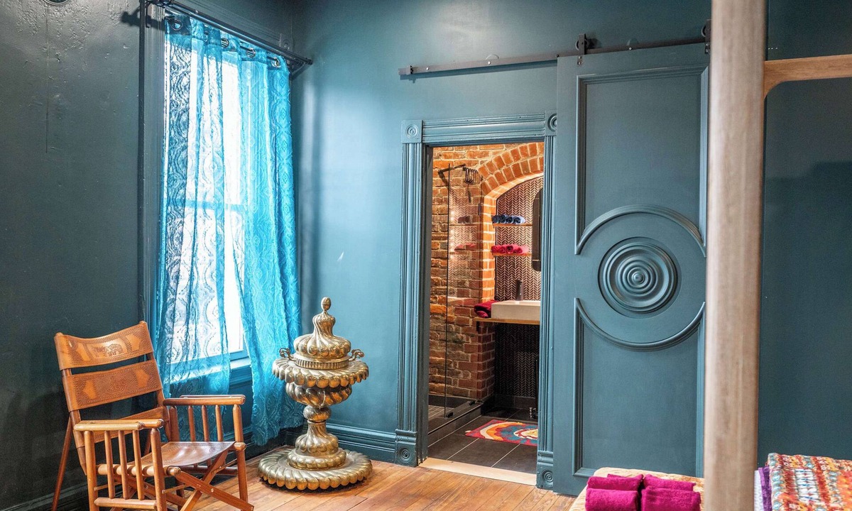 Blanchester Apartment | Timeless on Main 2 For 2