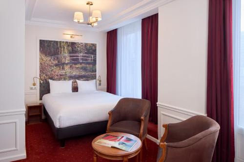 Montparnasse Hotel | Timhotel Tour Montparnasse