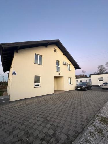 Kraljevec Sesvetski House | Tina Rooms