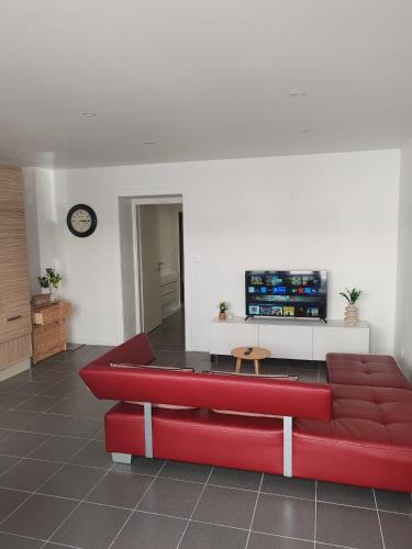 Hayange Apartment | Tini