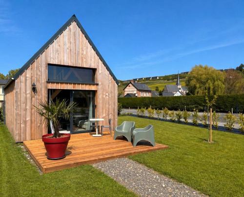 Paluel Ski Chalet | Tiny Chalet