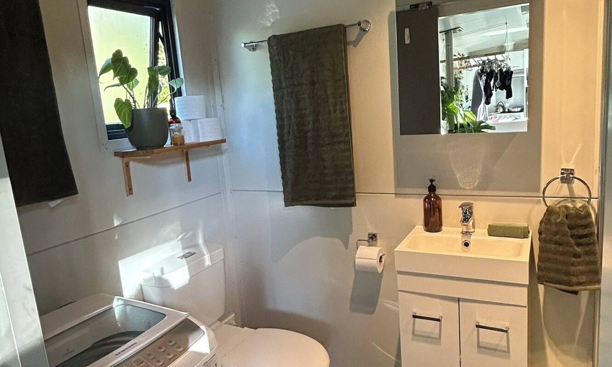 Omanawa House | Tiny Home Bush Escape - Omanawa