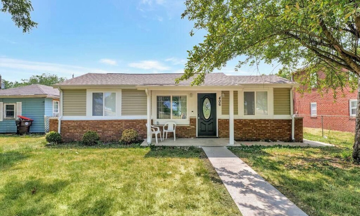 Rantoul House | Tiny Home, Clean, Baby-Friendly