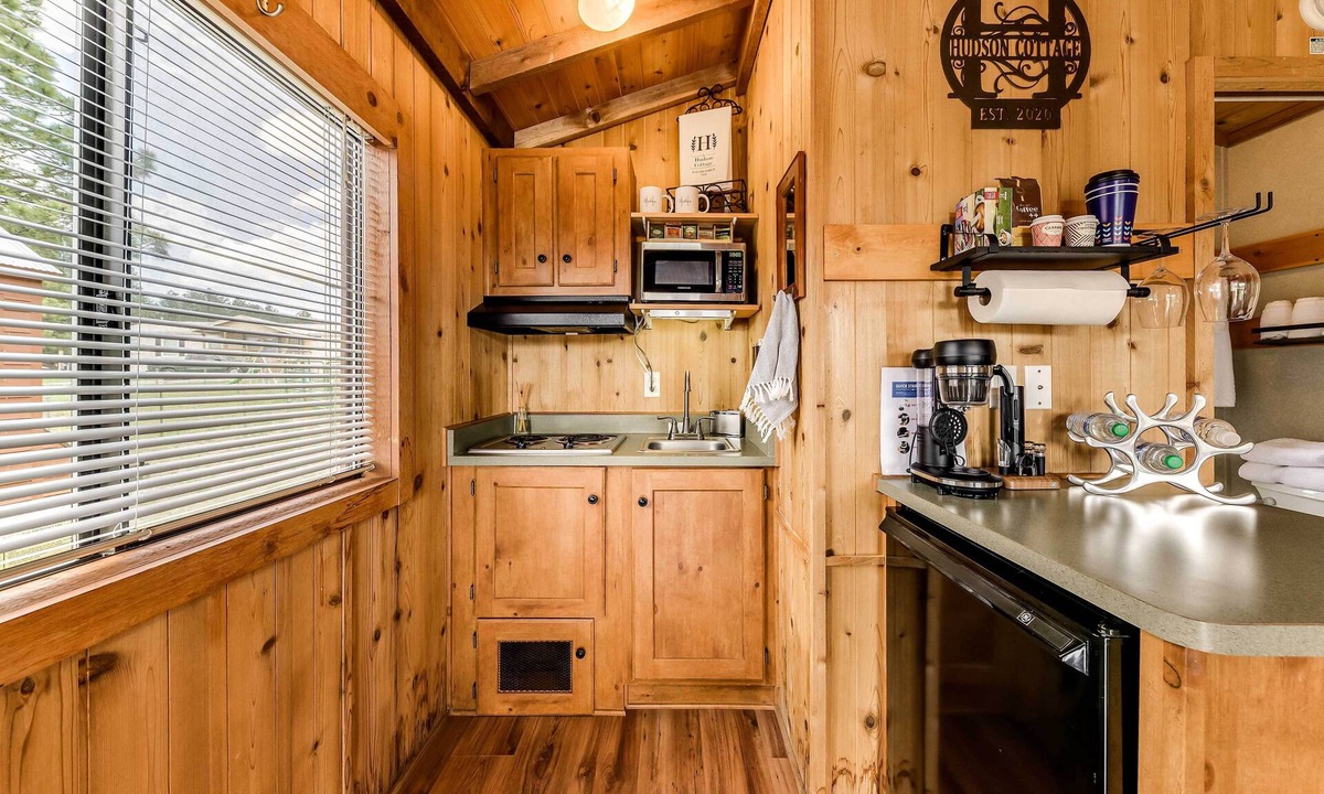 Mayhill Apartment | Tiny Home Cottage 6 Mi to James Ridge Lookout
