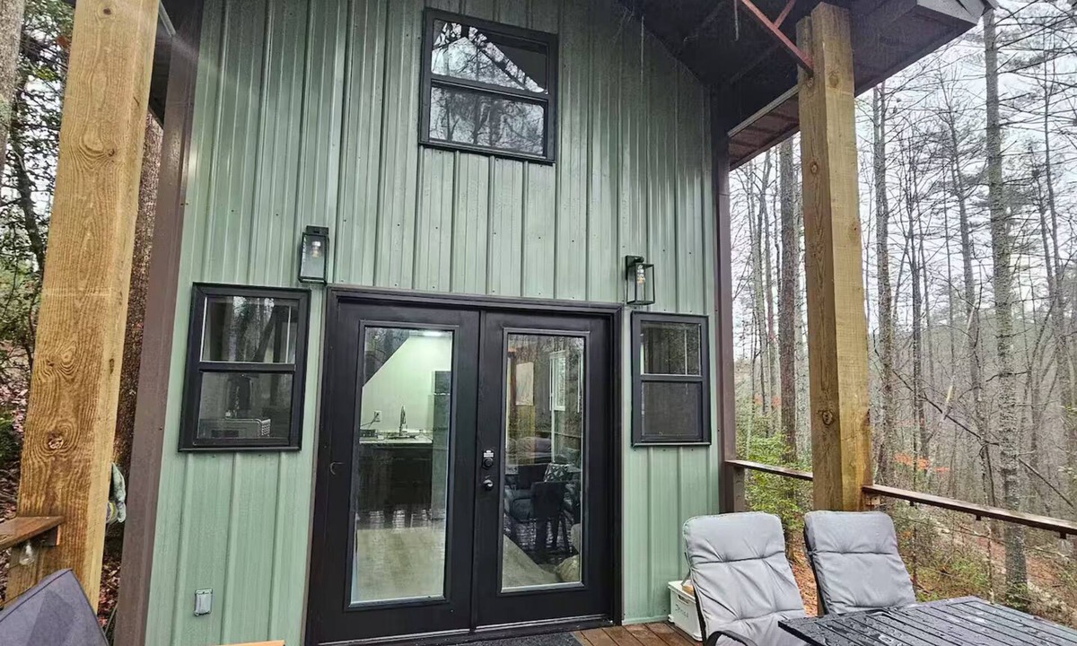 Morganton Cabin | Tiny home in the trees