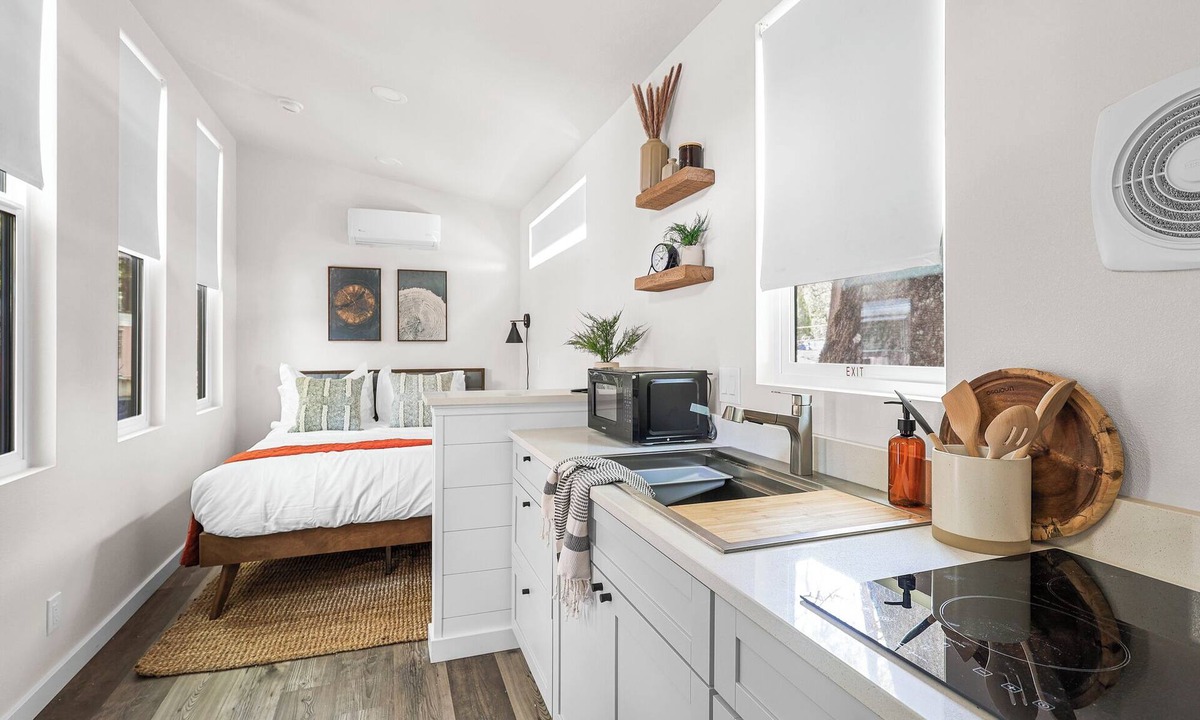 Dunsmuir House | Tiny Home - (Koa)