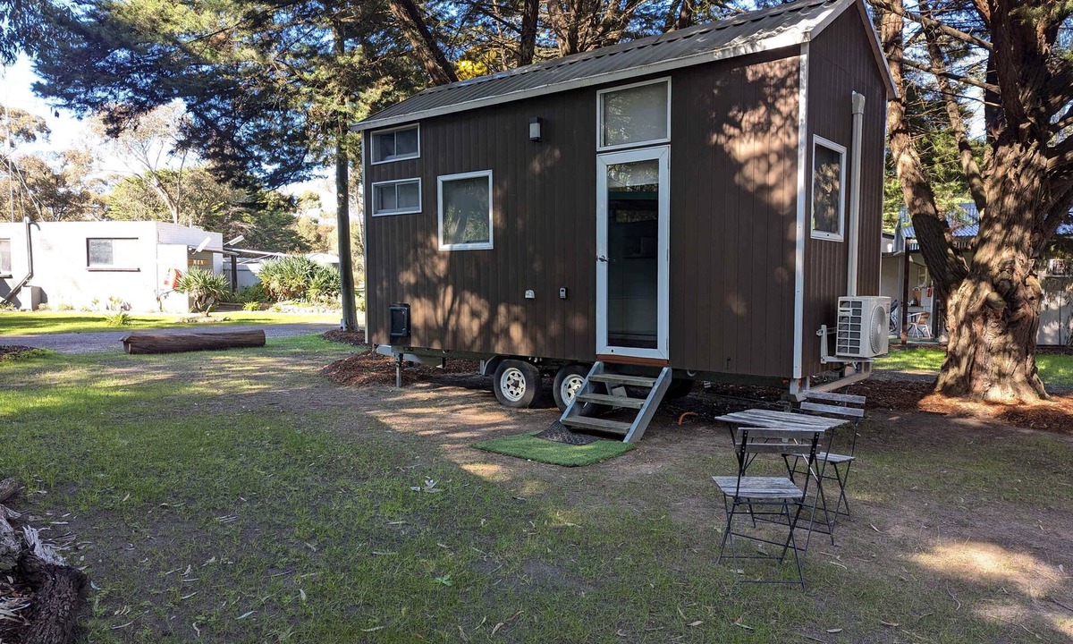 Dadswells Bridge House | Tiny House 20 at Grampians' Edge by Tiny Away