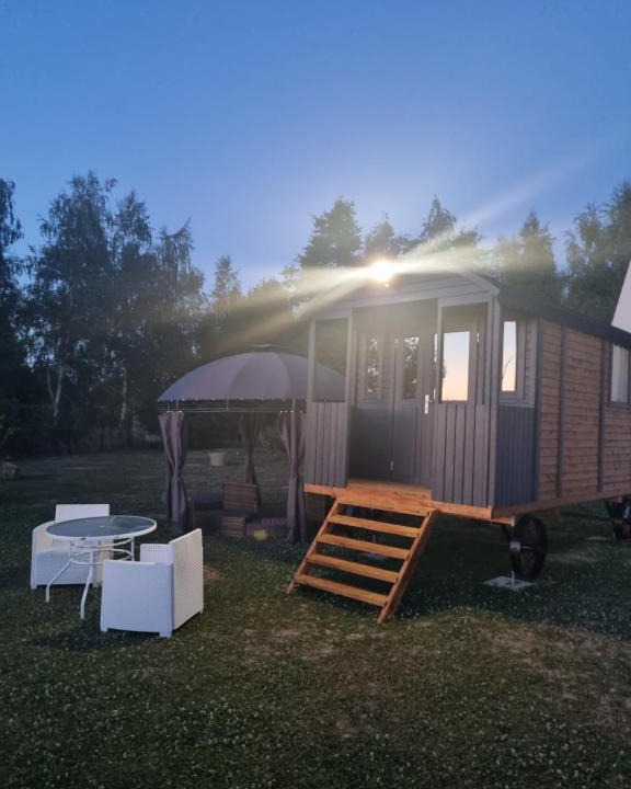 La Forestiere Other | Tiny house avec jacuzzi love roulotte
