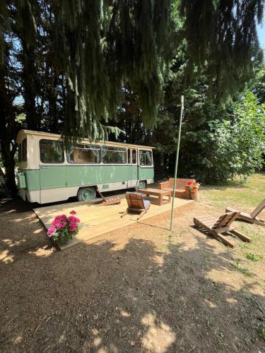 Mignaloux-Beauvoir Other | Tiny house - Bus insolite - avec Escape Game