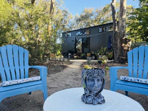 Glenrowan Apartment | Tiny House Glenrowan - Kingfisher Eco Retreat