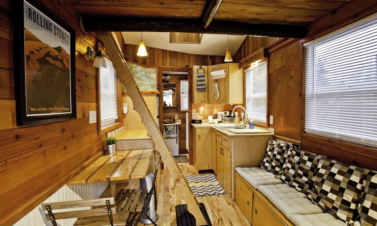 Alberta Cottage | Tiny House In Alberta Arts District!