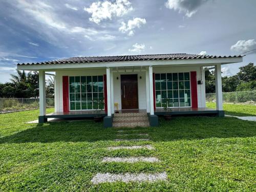 Hulu Selangor Villa | Tiny House PT82 Kg Gumut Tambahan