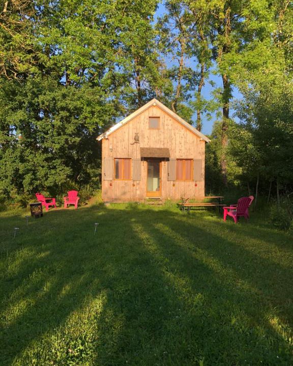 Saints-en-Puisaye Ski Chalet | Tiny-House sous les arbres et les oiseaux