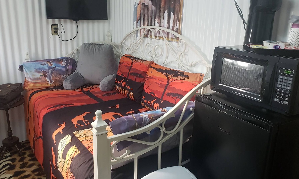 Sequim Apartment | Tiny House Timbuktu.