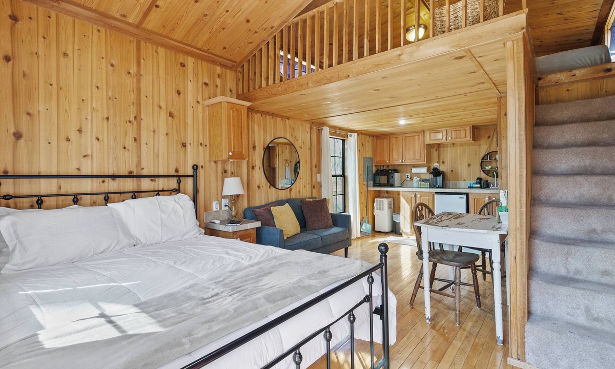 Monteagle Cabin | Tiny House @ Trailhead Cabins