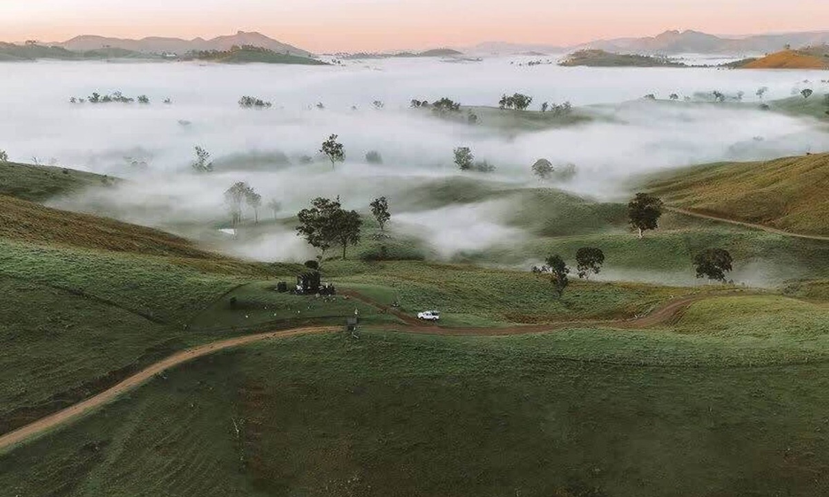 Bulliac Cabin | Tiny Mowgli Summary: