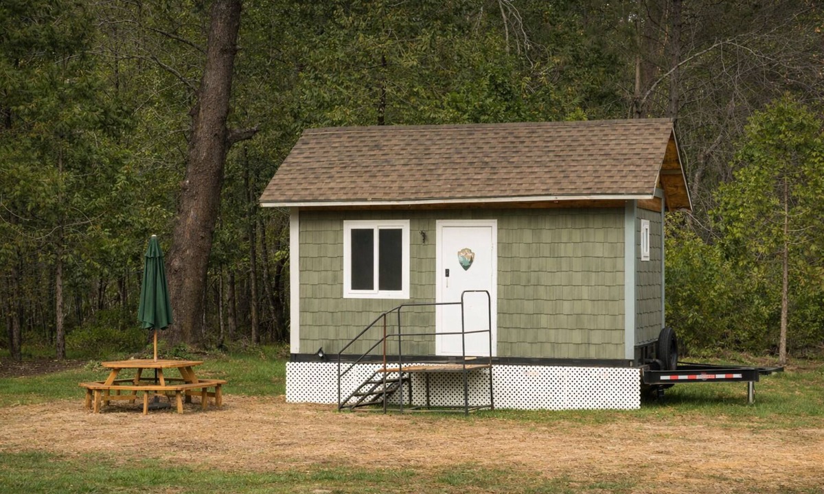Groveland Cabin | Tiny ONE at Yosemite Gateway
