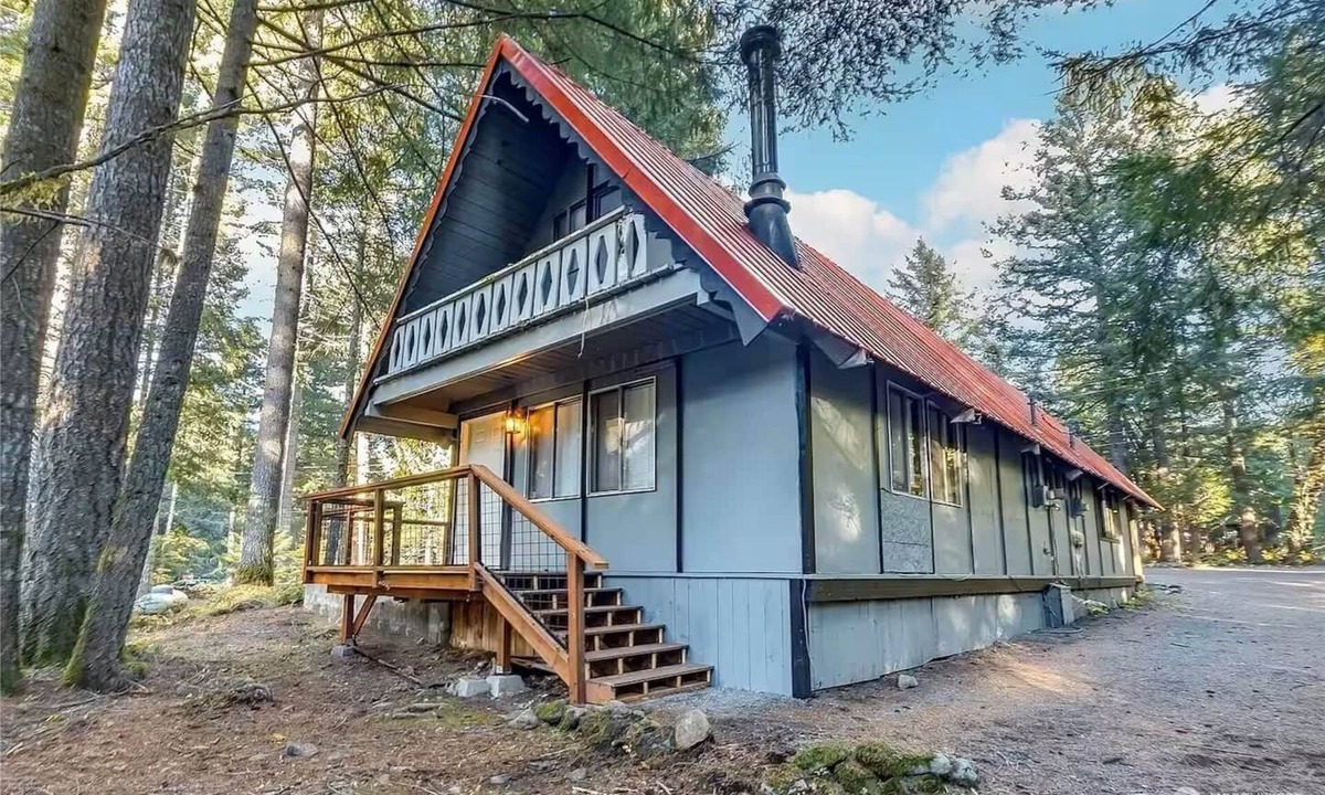 Packwood Apartment | Tiny Timber