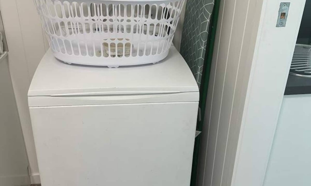 Mundingburra Apartment | Tiny Villa - Fully Self-Contained