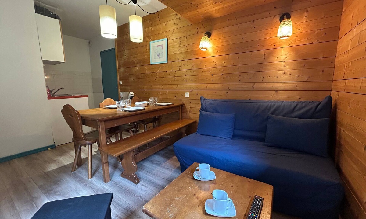 Cauterets Apartment | Tipa Lodge Apartment: Mountain View, Pool, Spa & Parking